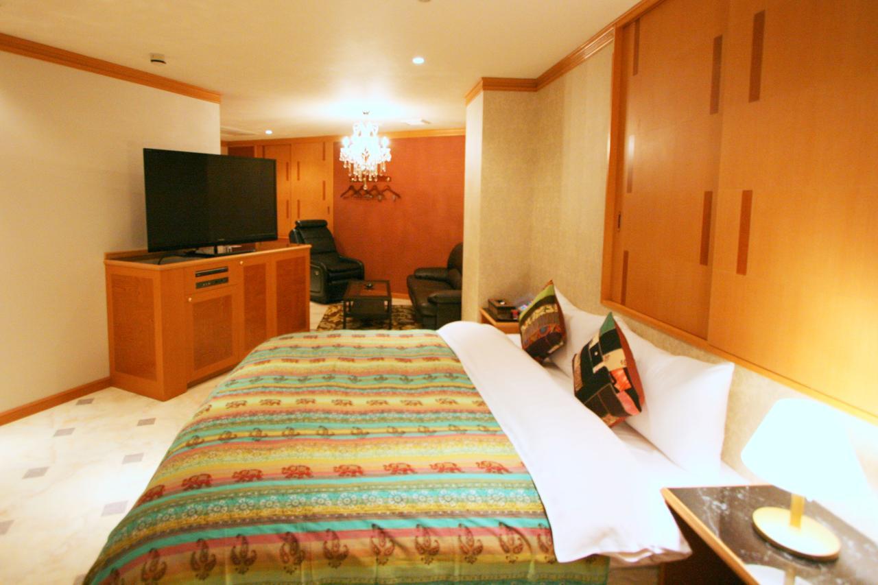 Love hôtel Sari (adults Only) 2*